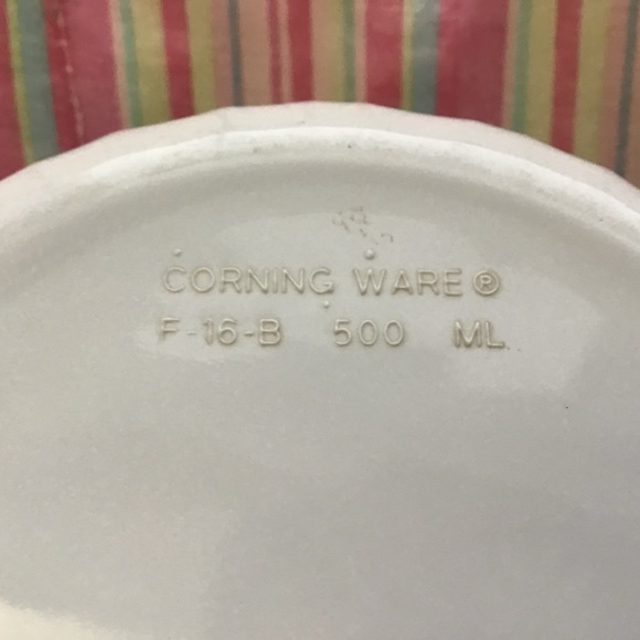 Corning Ware French White Round Baking Casserole Dish Ramekin Bowl F-16-B - Picture 7 of 10